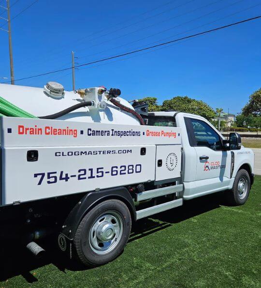 clogmaster truck - drain cleaning